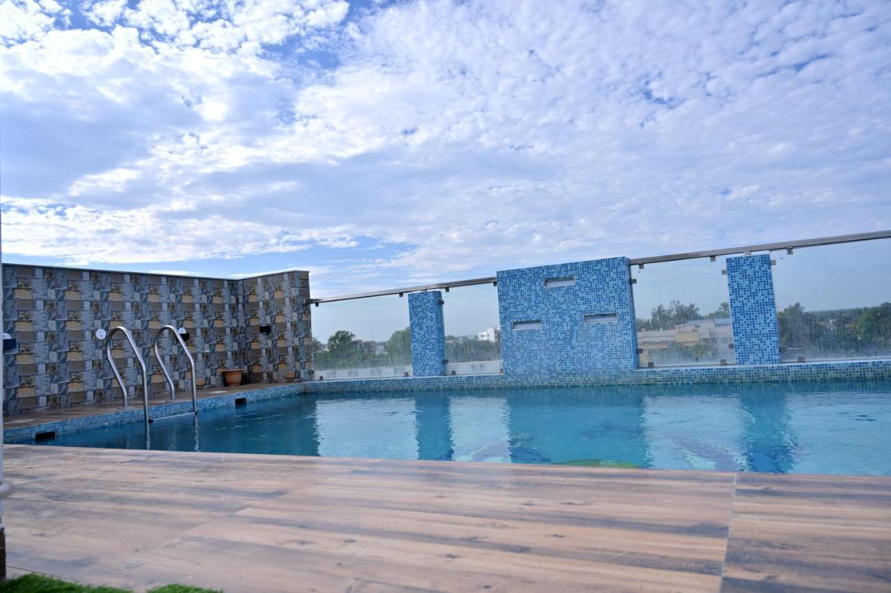 Hotel Silver Land New Digha With Rooftop Pool Exterior photo