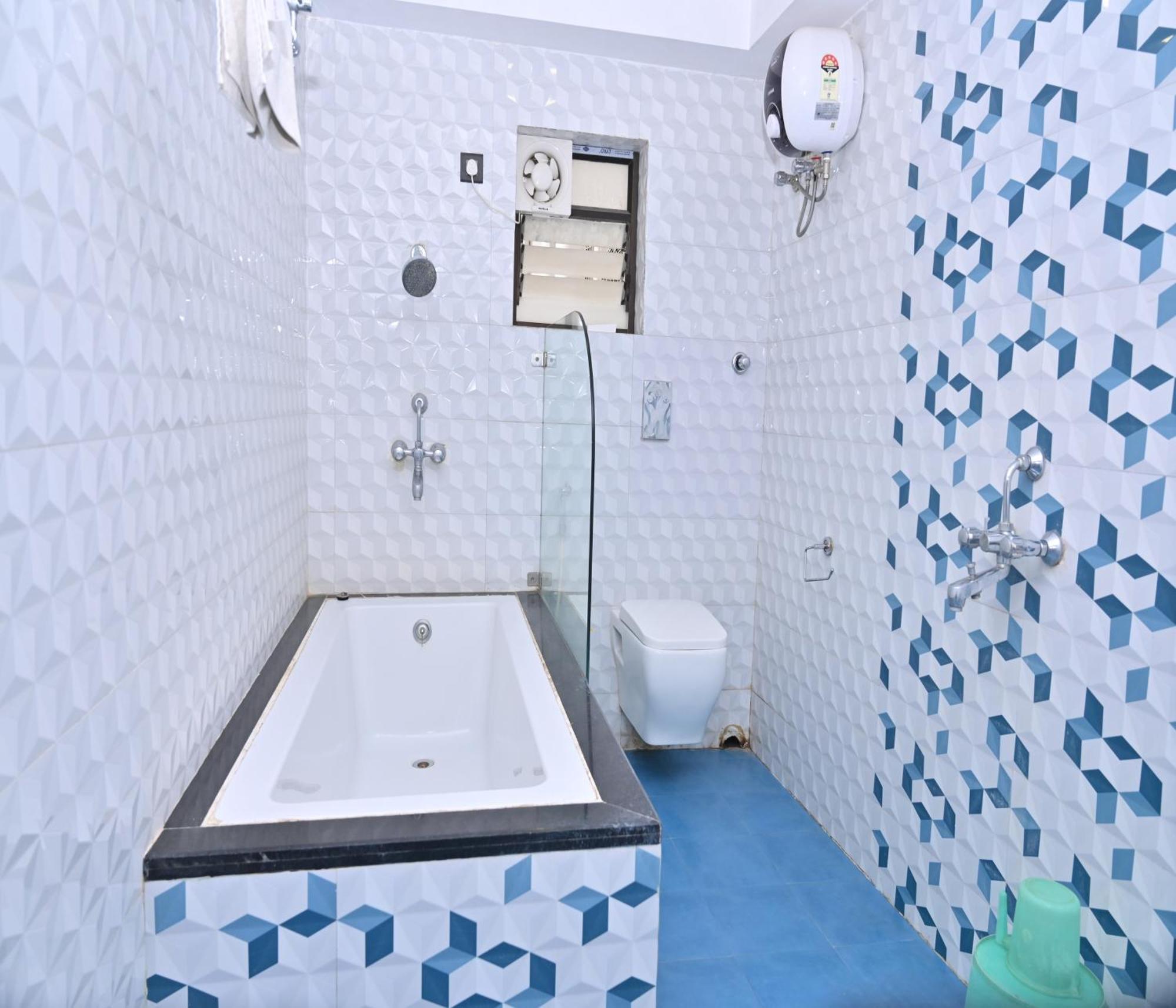 Hotel Silver Land New Digha With Rooftop Pool Exterior photo