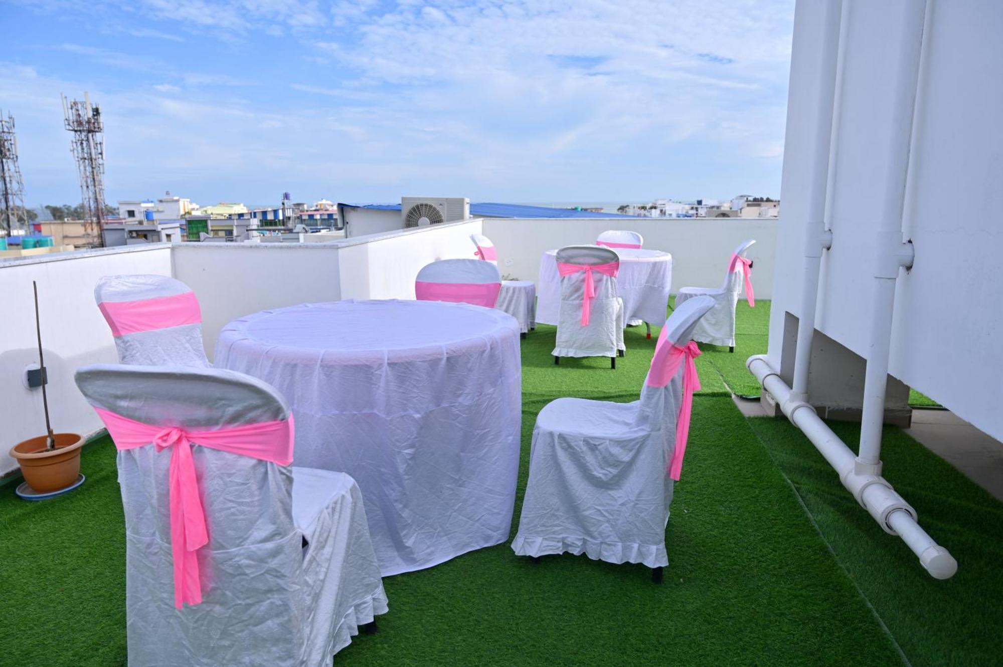 Hotel Silver Land New Digha With Rooftop Pool Exterior photo